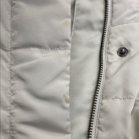 Banana Republic Women's Cream Puffer Jacket with Faux Fur Hood XS - Picture 9 of 9